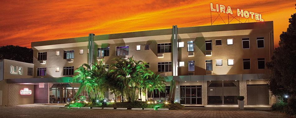 Lira Hotel Куритиба Екстериор снимка